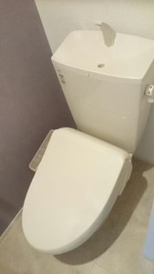 【トイレ】 | リジエール・ウエスト | ゆったりとした空間のトイレです