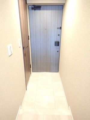 【玄関】 | レーベン川口並木VERTEA | シンプルで使いやすい玄関です