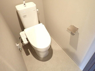 【トイレ】 | レーベン川口並木VERTEA | ゆったりとした空間のトイレです