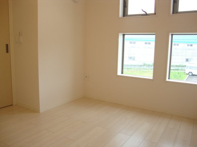 サニーアースの内装|洋室