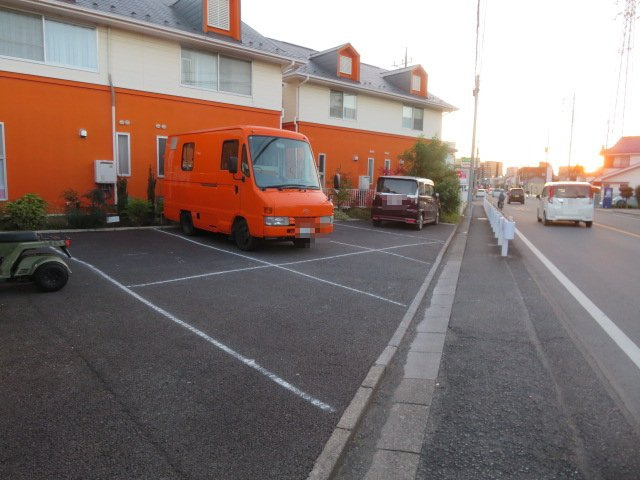 川越市仙波町３丁目の店舗の駐車場