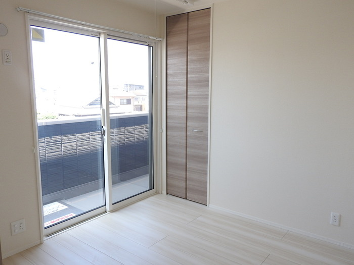 ひまわりの駐車場