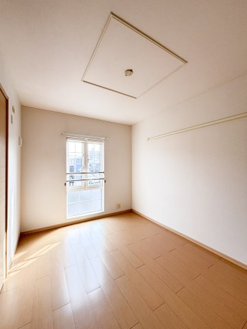 メゾン・ド・アンジュＢの洋室