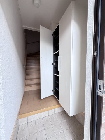 メゾン・ド・アンジュＢの玄関