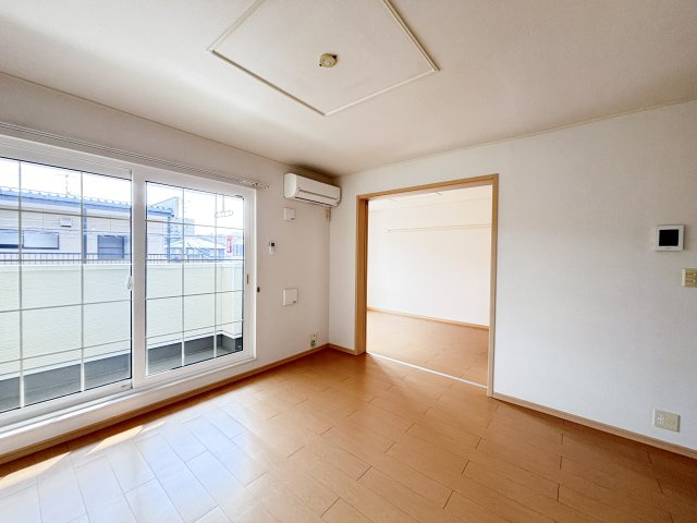 メゾン・ド・アンジュＢの居間・リビング