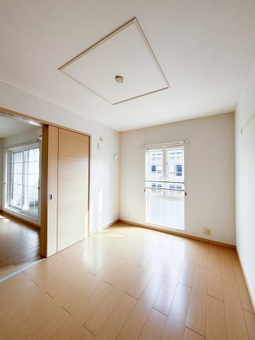 メゾン・ド・アンジュＢの洋室