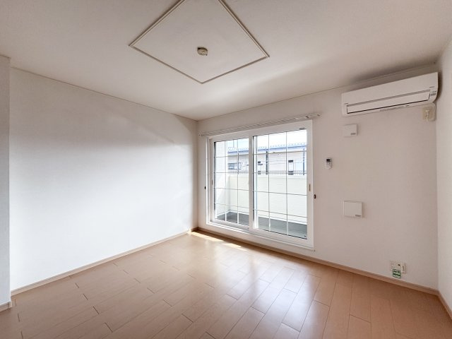 メゾン・ド・アンジュＢの居間・リビング