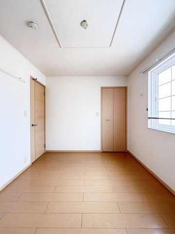 メゾン・ド・アンジュＢの洋室