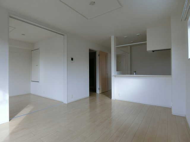 カンパーニュＴの居間・リビング|イメージ204号室の写真