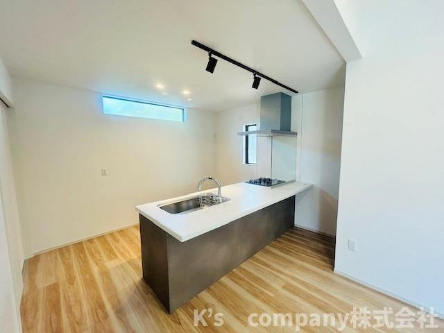 ◎茅ヶ崎市東海岸南4丁目　新築戸建　1号棟のキッチン|カウンターキッチン☆