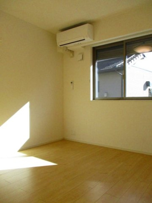 【内装】 | グリーンサイド