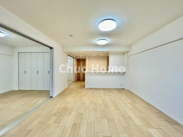 なぎさニュータウン2号棟の居間・リビング|居間リビング