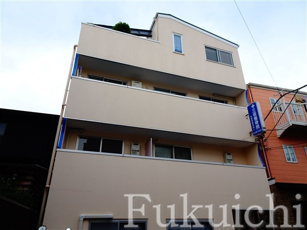 フォンテヴィラの外観