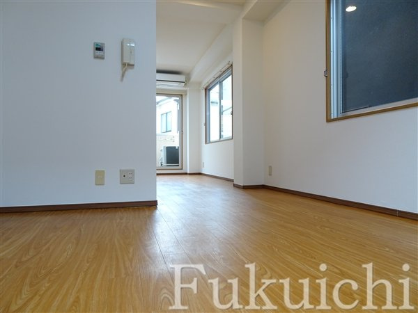 フォンテヴィラの居間・リビング