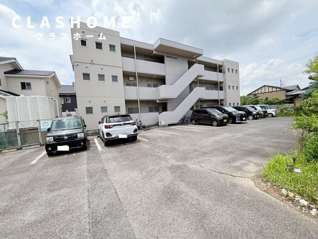 みたかマンション　　刈谷市の賃貸ならクラスホーム刈谷店の駐車場