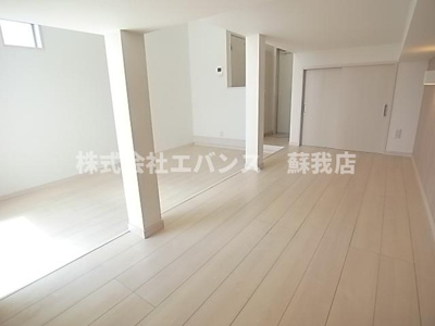  | グランシェルズ