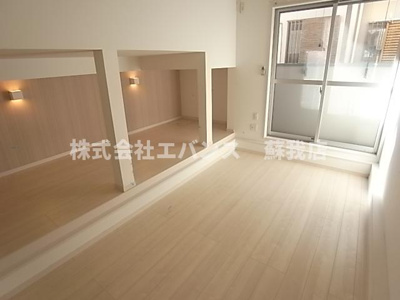 【居間・リビング】 | グランシェルズ | ゆったり過ごせる居間です