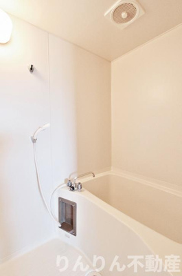 【浴室】 | ガーデンヒルズ城南V | 日々の暮らしに欠かせないお風呂です