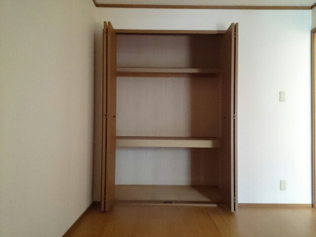 シャン・ド・フル－ルⅠ番館の収納