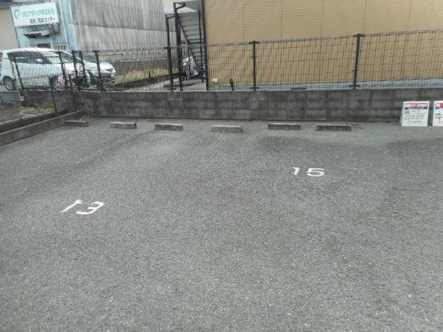 パルソシアの駐車場