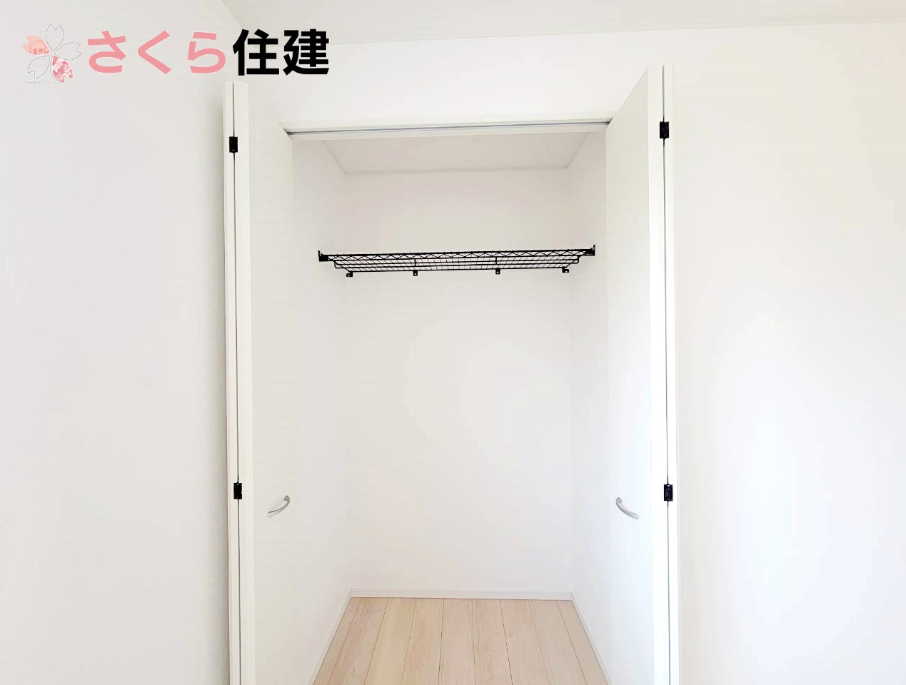 高根沢町宝積寺　第16　2号棟のキッチン|同社施工物件の写真です。※建具やフローリング、その他仕様が違う場合がございます。