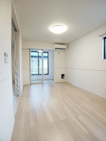 ＬＵＸＯＲーＴ　Ⅱの居間・リビング