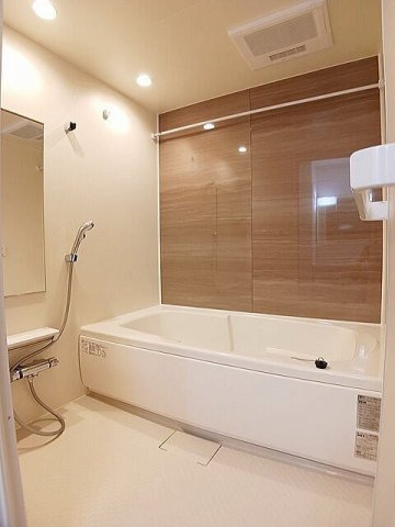 ＬＵＸＯＲーＴ　Ⅱの浴室