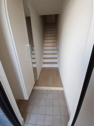 エルヴィータ八女　Ａの玄関