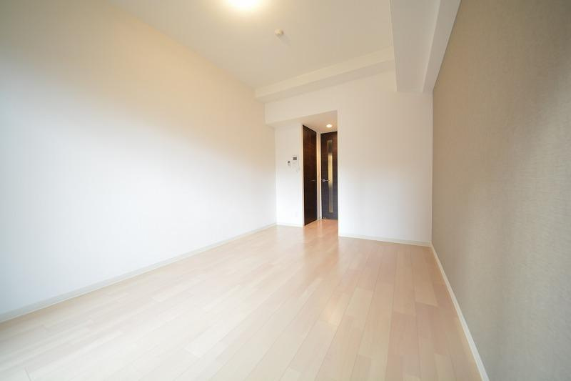 LANTANA GARDENの居間・リビング|LANTANA GARDEN　洋室