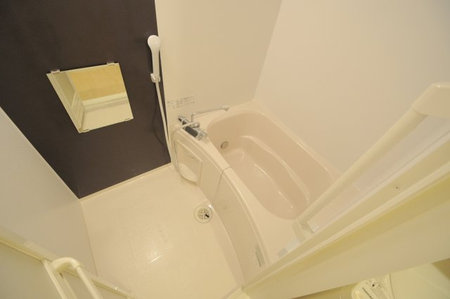 ミランダファルコナーⅡの浴室|仕様・設備は原状と異なる場合有。現状優先