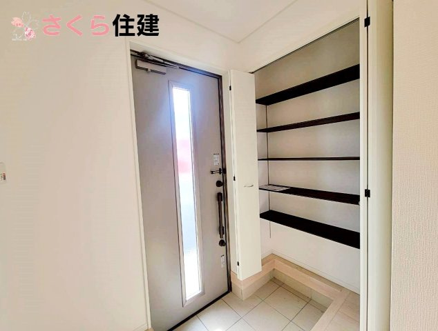 高根沢町宝積寺　第16　3号棟のキッチン|同社施工物件の写真です。※建具やフローリング、その他仕様が違う場合がございます。