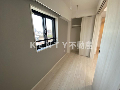 【寝室】 | アーバンパーク東六郷Ⅱ | 広くて明るい寝室