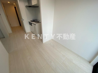 【居間・リビング】 | アーバンパーク東六郷Ⅱ | こちらのリビングで趣味の時間をお楽しみください