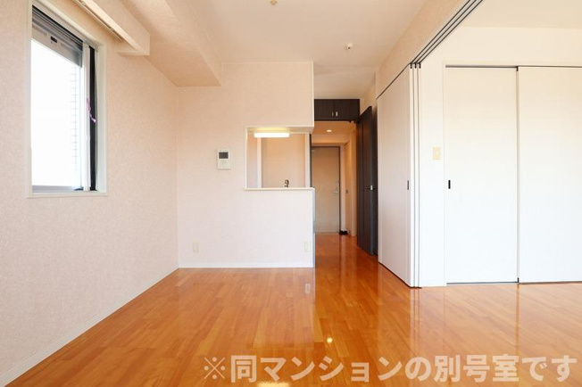 【居間・リビング】 | サヴォイザ・セントラルガーデン　★プライスホームなら仲介手数料が割引価格です★