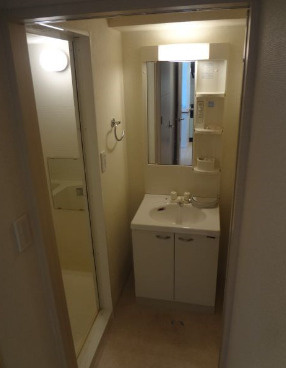 【独立洗面台】 | カスタリア三ノ輪 | 使いやすい独立洗面台です