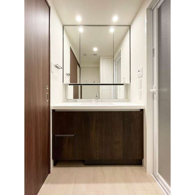 ラティエラ両国の洗面所