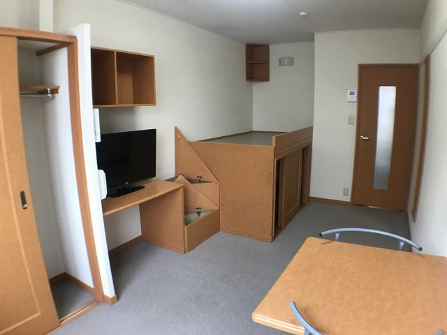 レオパレスくすの木Ⅲの寝室|備品や設備仕様は号室等により異なります現地をご確認下さい。