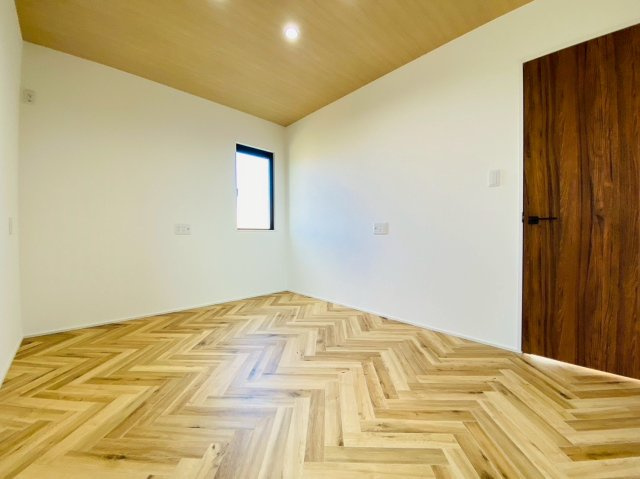 一宮市 北方町北方字中大日二（木曽川堤駅） 平屋建の洋室