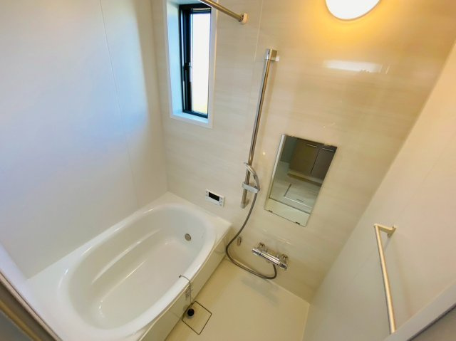 一宮市 北方町北方字中大日二（木曽川堤駅） 平屋建の浴室