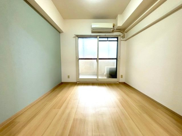 プリマベーラ藤井寺の洋室