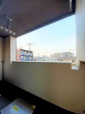 【バルコニー】 | フォーシーズン蓮根 | 落ち着いた時間を過ごせるバルコニーです