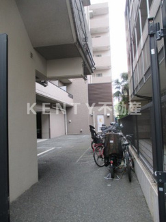 【駐車場】 | 駐車場完備です