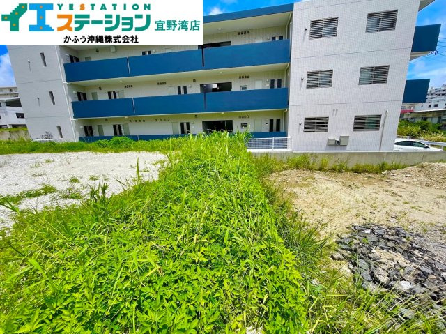 浦添市大平　土地の外観