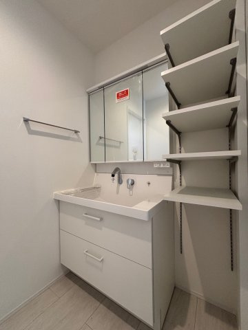 稲沢市北島町千野地新築戸建　１号棟の洗面所