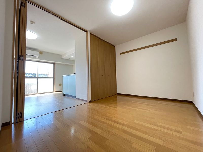 煉瓦館シャトルVIIの洋室|※画像は同物件別室となります。