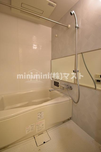 ブラービ南船場の浴室