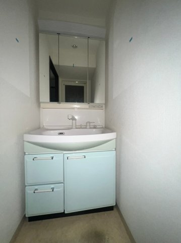 セジョリ浅草WESTの独立洗面台