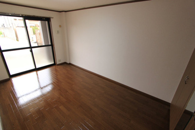 【洋室】 | ルナ　ピアッツァ