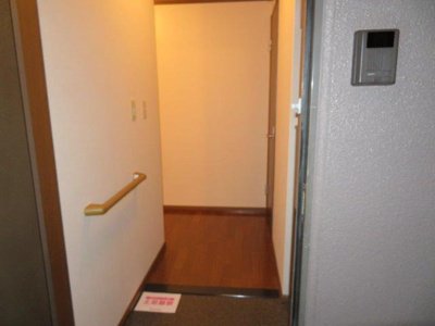 【玄関】 | ルナ　ピアッツァ