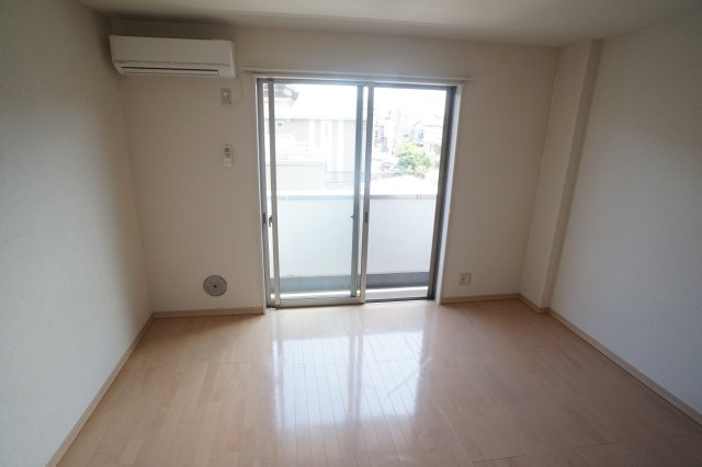 ジェンティーレ幕張本郷の居間・リビング